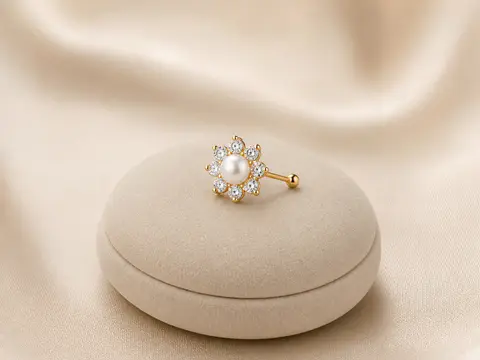Pearl Blossom Nose Pin