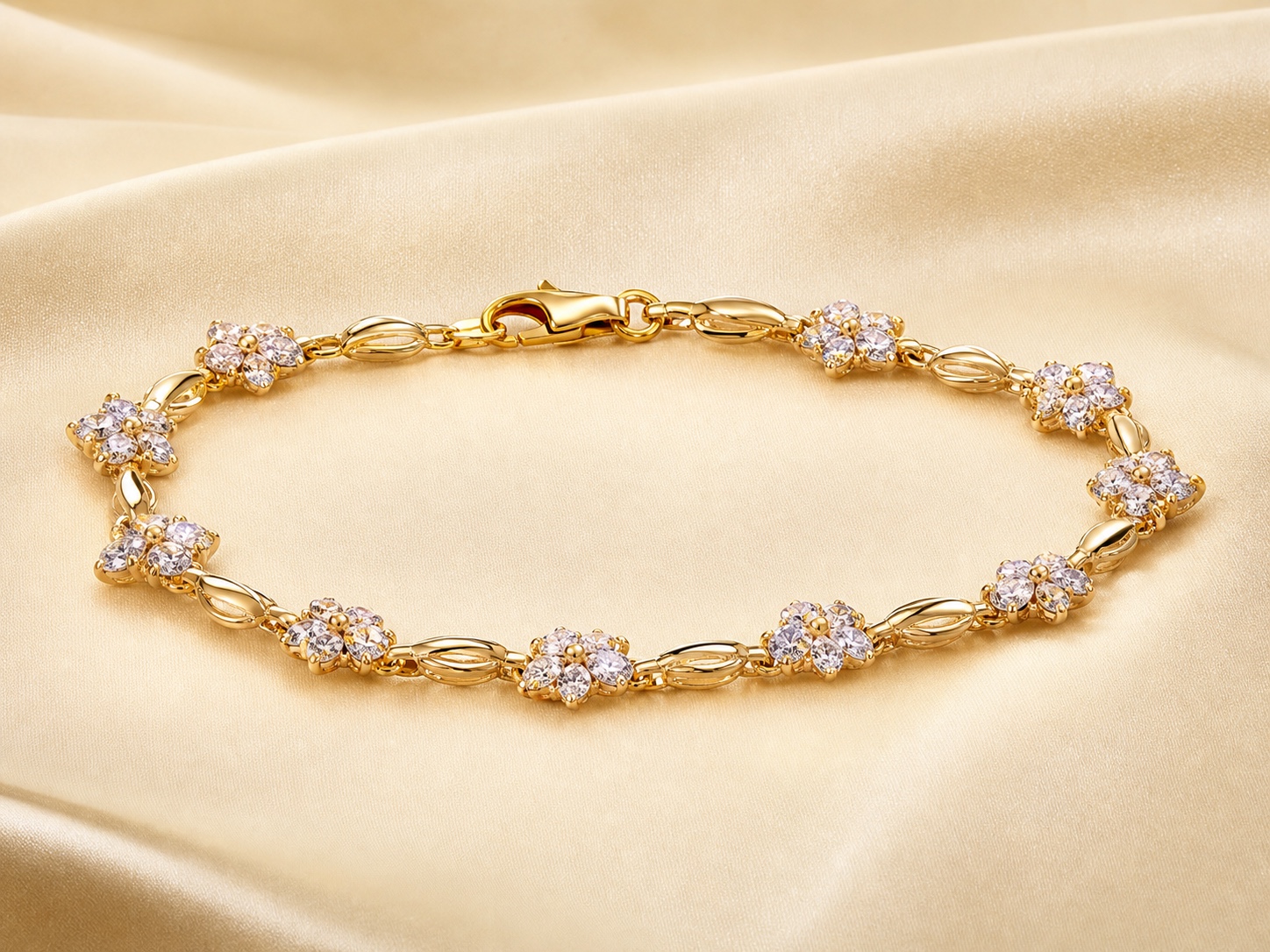 Floral Diamond Link Bracelet